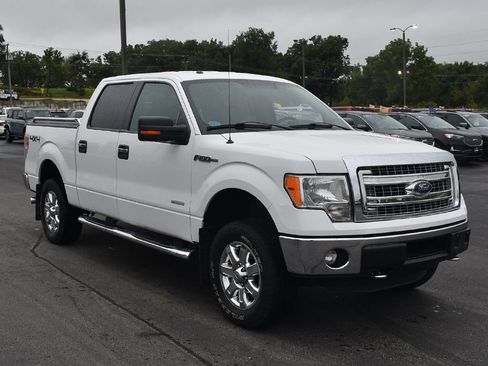 Used 2014 Ford F150 XLT w/ Equipment Group 302A Luxury AWD/4WD image 3