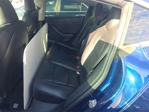 Used 2019 Tesla Model 3 Standard Range image 7