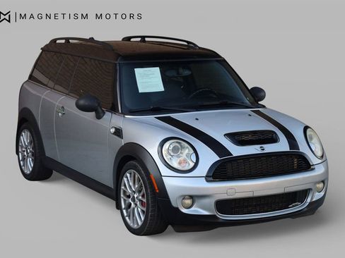 Used 2009 MINI Cooper Clubman John Cooper Works image 4