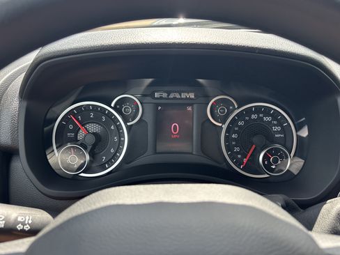New 2026 RAM 2500 Tradesman AWD/4WD image 27