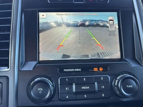 Used 2018 Ford F150 XLT w/ Equipment Group 302A Luxury image 21