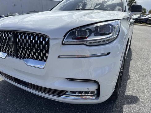Used 2023 Lincoln Aviator Black Label w/ Class IV Trailer Tow Package AWD/4WD image 10
