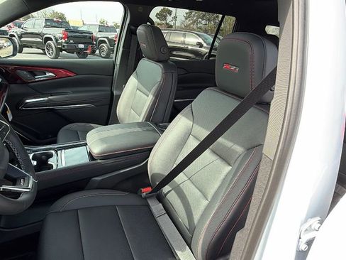 New 2026 Chevrolet Traverse Z71 w/ Enhanced Driving Package image 14