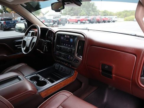 Used 2014 Chevrolet Silverado 1500 High Country w/ High Country Premium Package AWD/4WD image 23