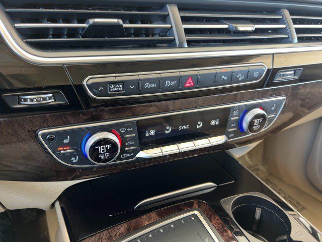 Used 2018 Audi Q7 3.0T Prestige AWD/4WD image 22