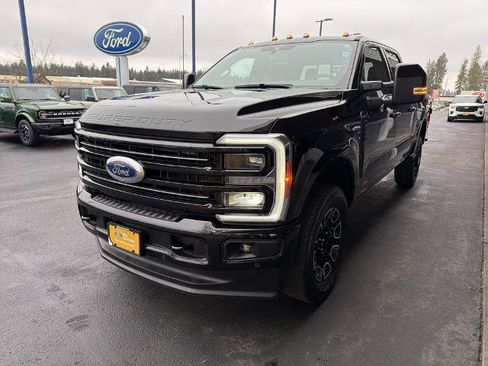Certified 2025 Ford F350 Platinum image 3