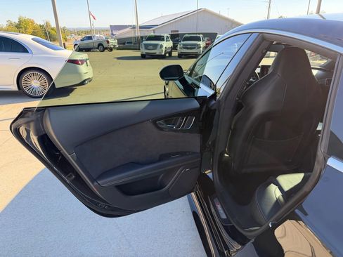 Used 2016 Audi RS 7 Prestige w/ RS 7 Dynamic Package image 36