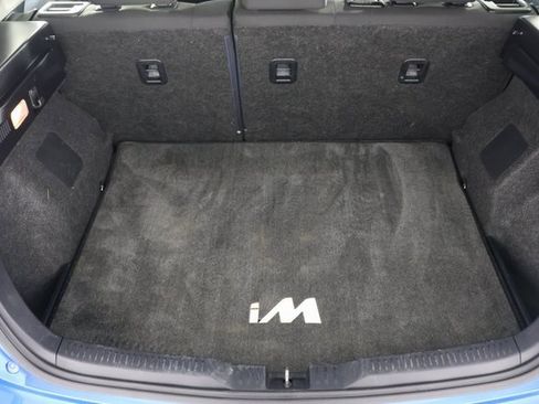 Used 2018 Toyota Corolla iM image 18