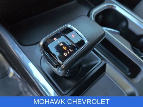 Used 2022 Chevrolet Silverado 1500 RST AWD/4WD image 17