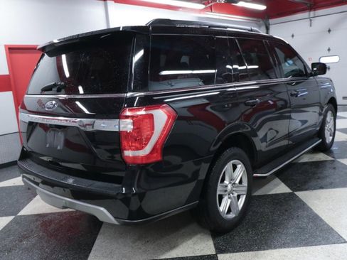 Used 2019 Ford Expedition XLT w/ Equipment Group 202A RWD image 7