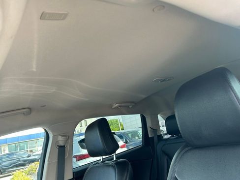 Used 2022 Lincoln Nautilus AWD image 12