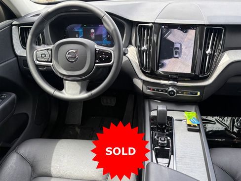 Certified 2025 Volvo XC60 B5 Plus AWD/4WD image 15
