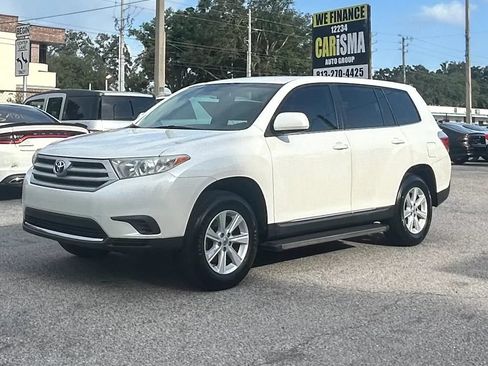 Used 2013 Toyota Highlander FWD image 3