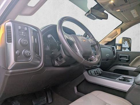 Used 2018 Chevrolet Silverado 2500 LTZ w/ Duramax Plus Package image 10
