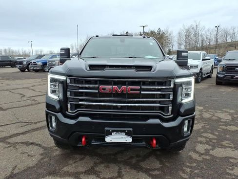 Used 2022 GMC Sierra 3500 AT4 w/ AT4 Preferred Package image 8