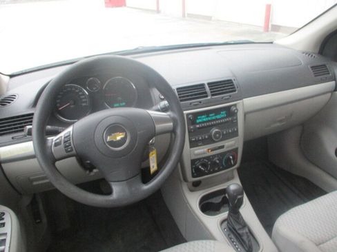Used 2010 Chevrolet Cobalt LT image 7