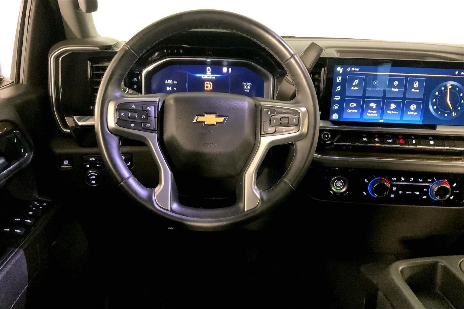 Used 2023 Chevrolet Silverado 1500 LT AWD/4WD image 5