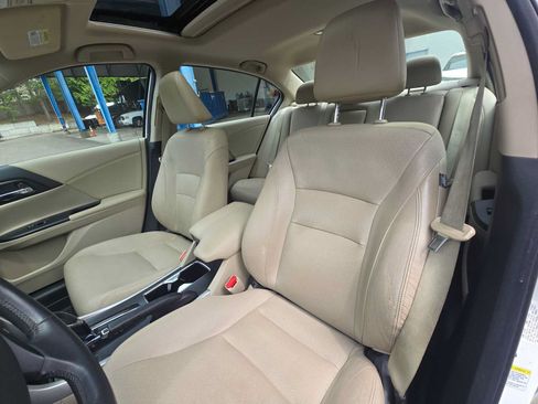Used 2015 Honda Accord EX-L image 22