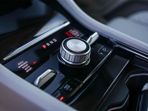 Used 2023 Jeep Grand Cherokee Summit w/ Luxury Tech Group V image 30