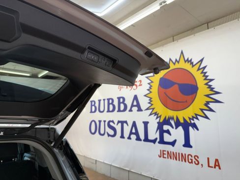 Used 2023 Ford Explorer Limited w/ Limited Technology Package image 23