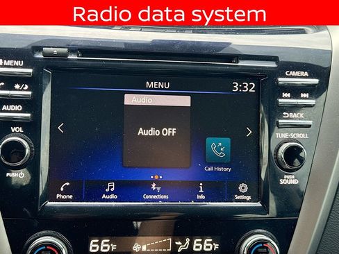 Used 2024 Nissan Murano SV FWD image 11