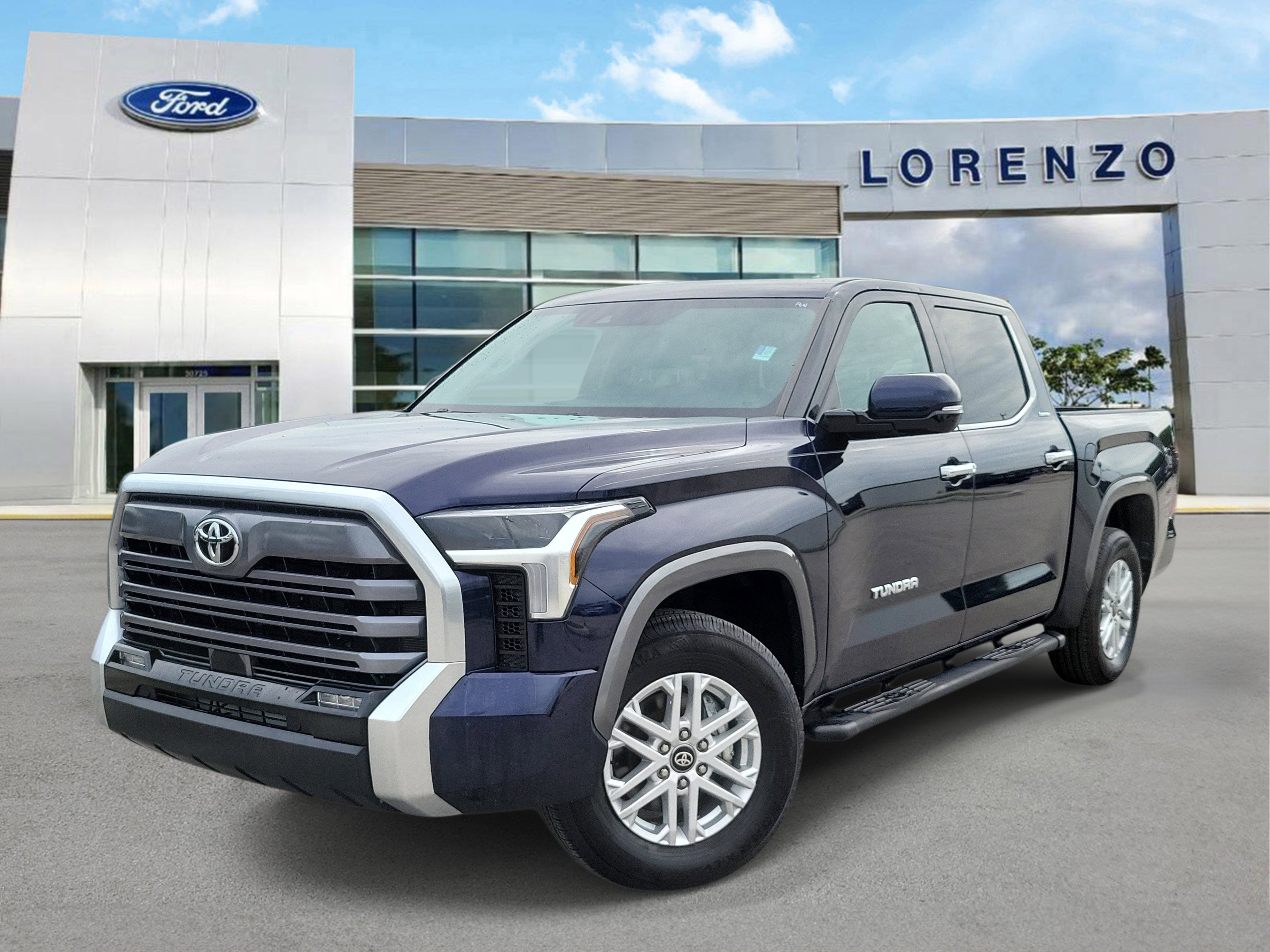 Used 2023 Toyota Tundra Limited w/ Power Package RWD image 1