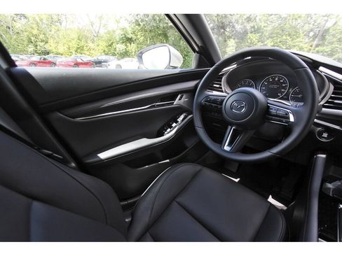 New 2026 MAZDA MAZDA3 2.5 S Hatchback w/ Premium Pkg FWD image 6