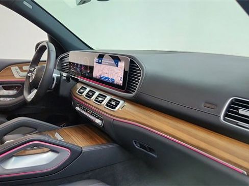 Used 2025 Mercedes-Benz GLS 450 GLS 450 image 21