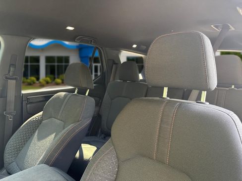 Used 2025 Honda Pilot Sport image 14