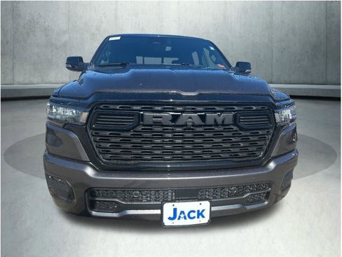New 2026 RAM 1500 Big Horn AWD/4WD image 5