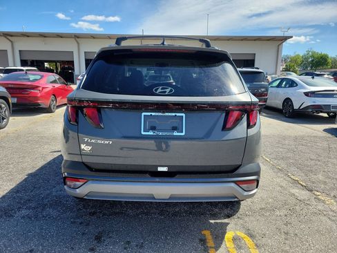 New 2026 Hyundai Tucson SEL FWD image 8