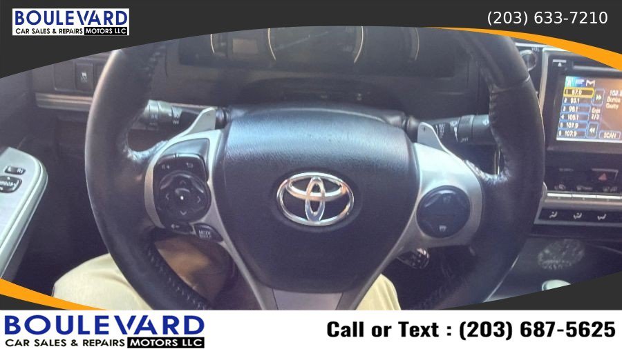 Used 2012 Toyota Camry SE FWD image 15