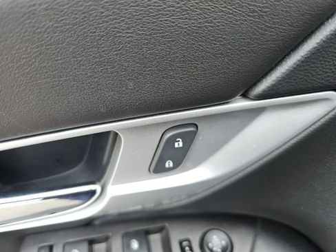 Used 2014 GMC Terrain SLT w/ Chrome Appearance Package image 31