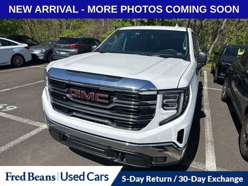 Used 2026 GMC Sierra 1500 SLT AWD/4WD image 1