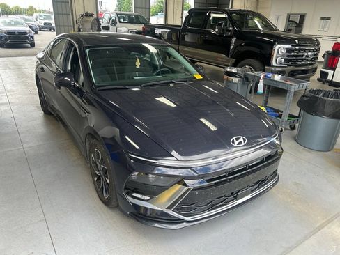 Used 2024 Hyundai Sonata SEL FWD image 1