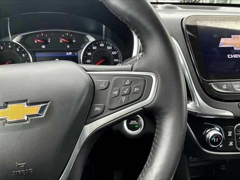 Used 2022 Chevrolet Equinox Premier image 23