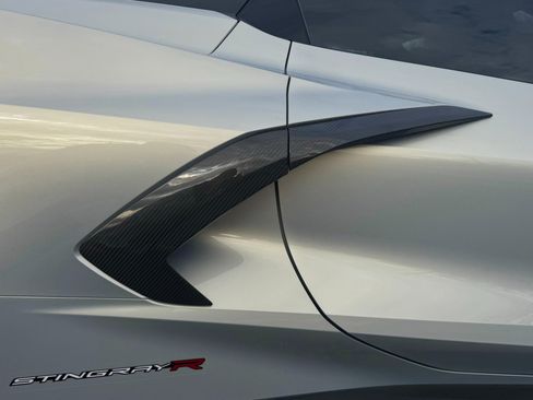 Used 2023 Chevrolet Corvette Stingray Convertible image 63