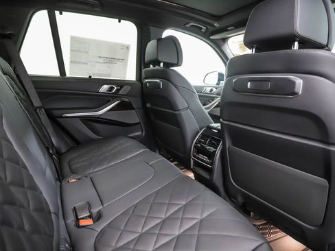 New 2026 BMW X5 xDrive40i w/ M Sport Package image 26