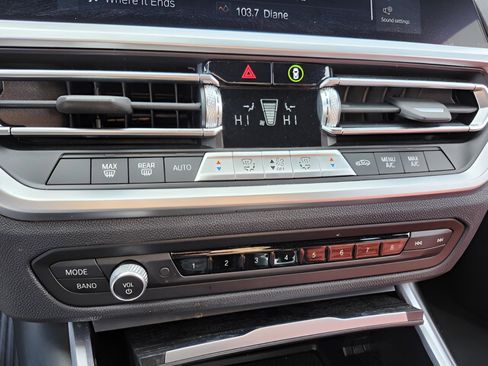 Certified 2022 BMW 330i Sedan w/ Driving Assistance Package image 24