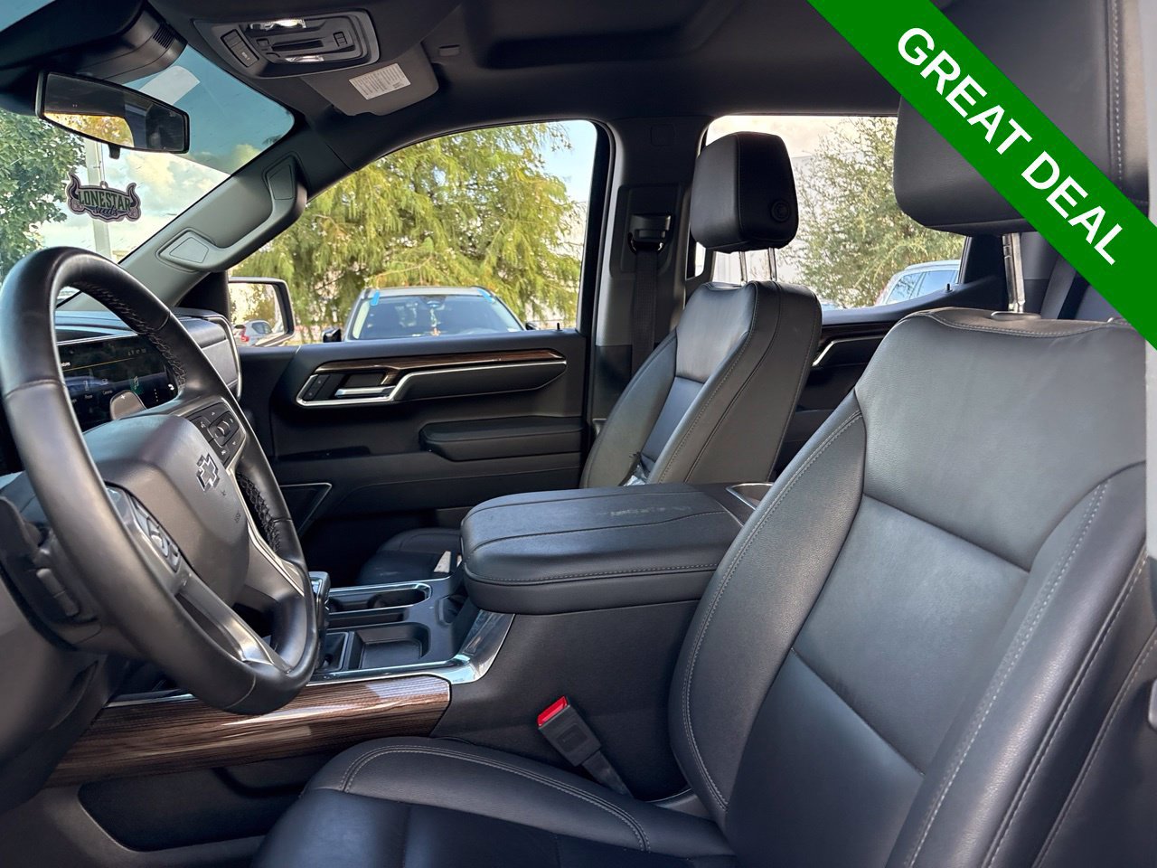 Used 2025 Chevrolet Silverado 1500 RST AWD/4WD image 18