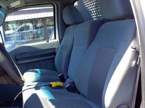 Used 2011 Ford F350 XL w/ Snow Plow Prep Pkg AWD/4WD image 9