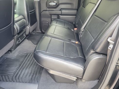 Used 2020 Chevrolet Silverado 1500 Custom Trail Boss w/ Custom Convenience Package AWD/4WD image 16