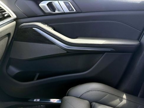 New 2026 BMW X5 sDrive40i w/ M Sport Package image 24