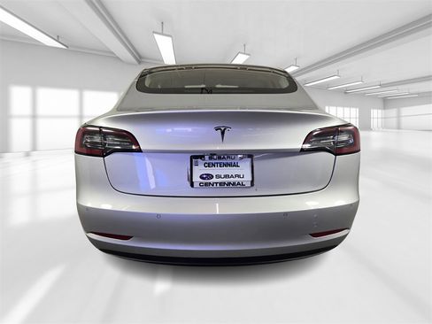 Used 2018 Tesla Model 3 Long Range image 5