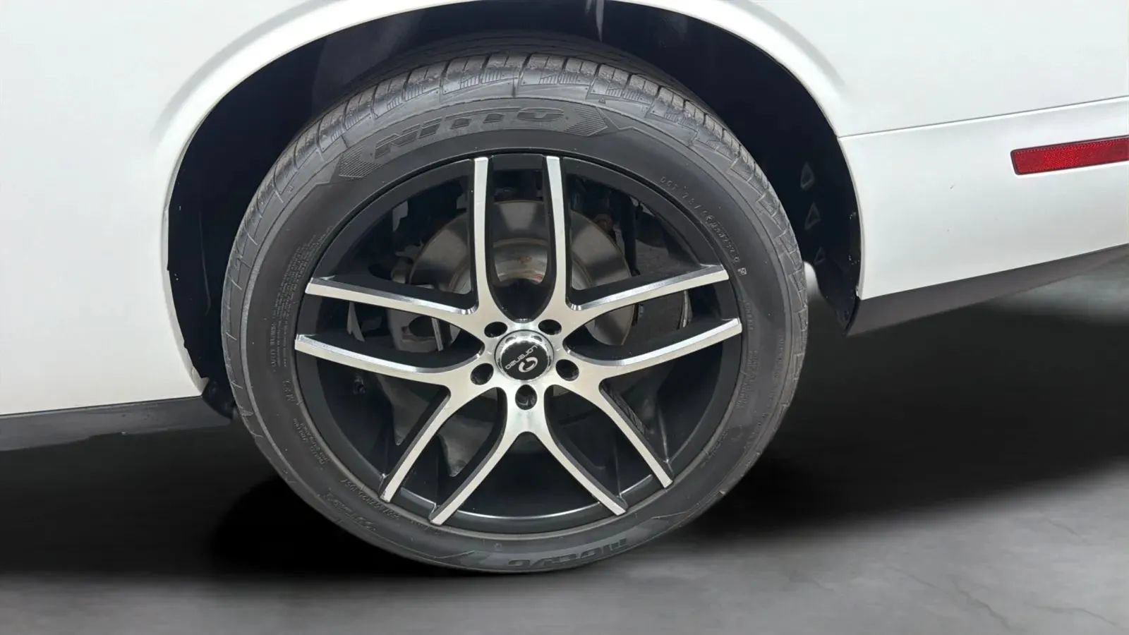 Used 2012 Dodge Challenger SXT RWD image 26