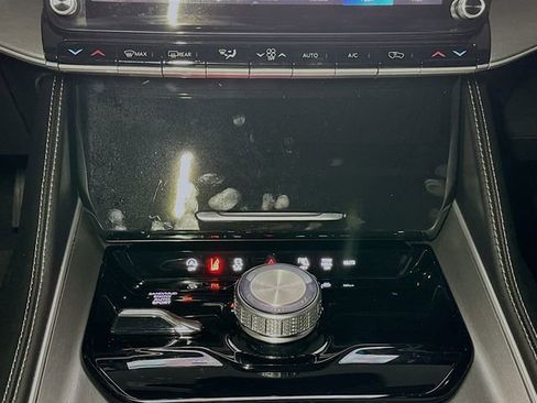 New 2026 Jeep Grand Wagoneer Limited image 10