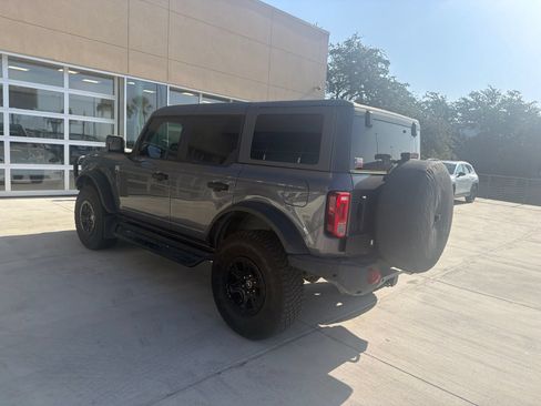 Used 2023 Ford Bronco Big Bend w/ Sasquatch Package AWD/4WD image 7