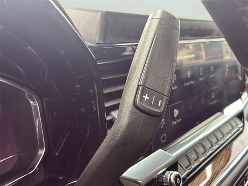 Used 2024 GMC Sierra 1500 Elevation image 29