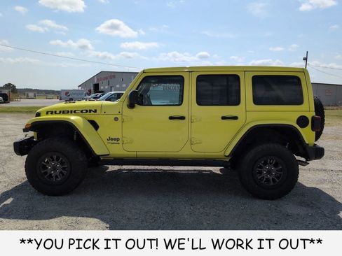 Used 2022 Jeep Wrangler Unlimited Rubicon w/ Trailer Tow Package AWD/4WD image 7
