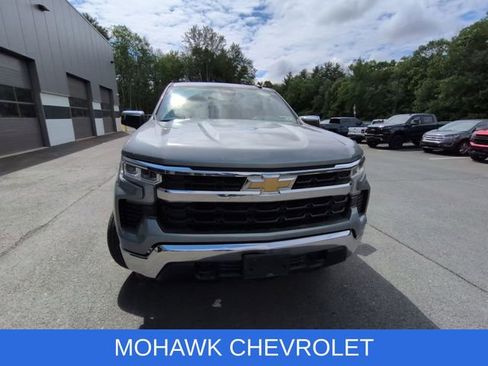 Used 2023 Chevrolet Silverado 1500 LT AWD/4WD image 15